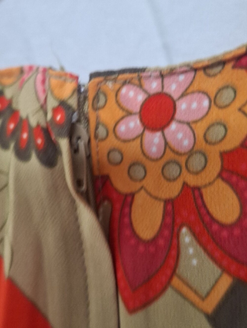 VTG Stock Options 70s Style Retro Wavy Floral Column Maxi Dress Medium Groovy - Picture 5 of 7